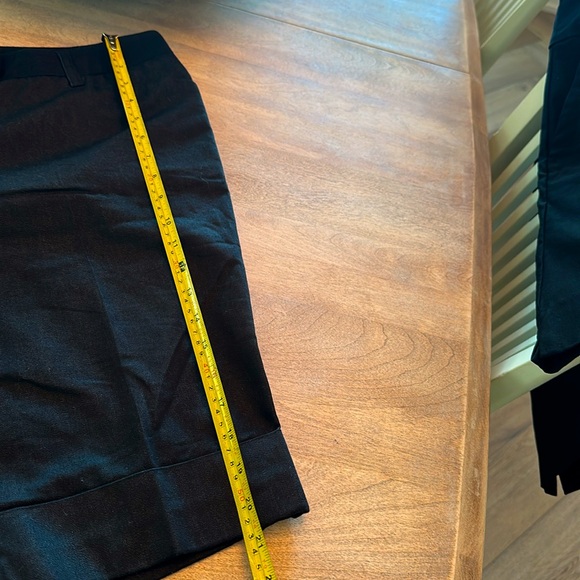 Jeanie Becker cotton Bermuda shorts - Picture 6 of 9